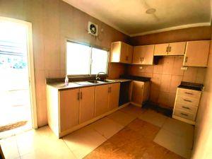 Spacious 4 bedroom villa for rent in Salmaniya